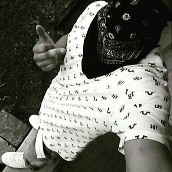 Meet your Posher, Dominic - Picture 1 of 1